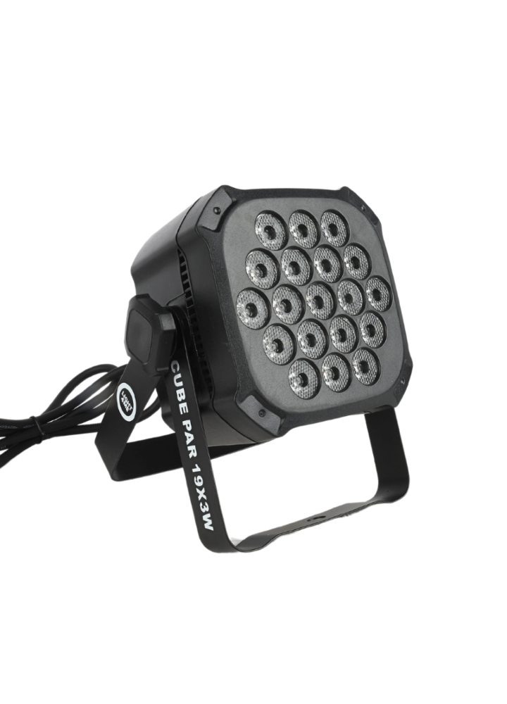 LIGHT4ME CUBE PAR 19X3W RGBW reflektor par oświetlenie sceniczne efekt świetlny LED